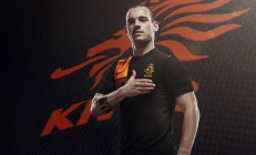 米兰体育-骑士逆转广东队，东契奇刷新纪录，跨越时空的竞技传奇