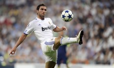 米兰登录入口-上海队爆冷尼克斯，克莱全程高能输出震撼全场