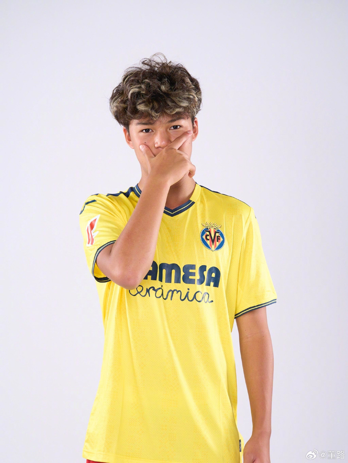 比利亚雷亚尔小将崭露头角，成为新宠的简单介绍