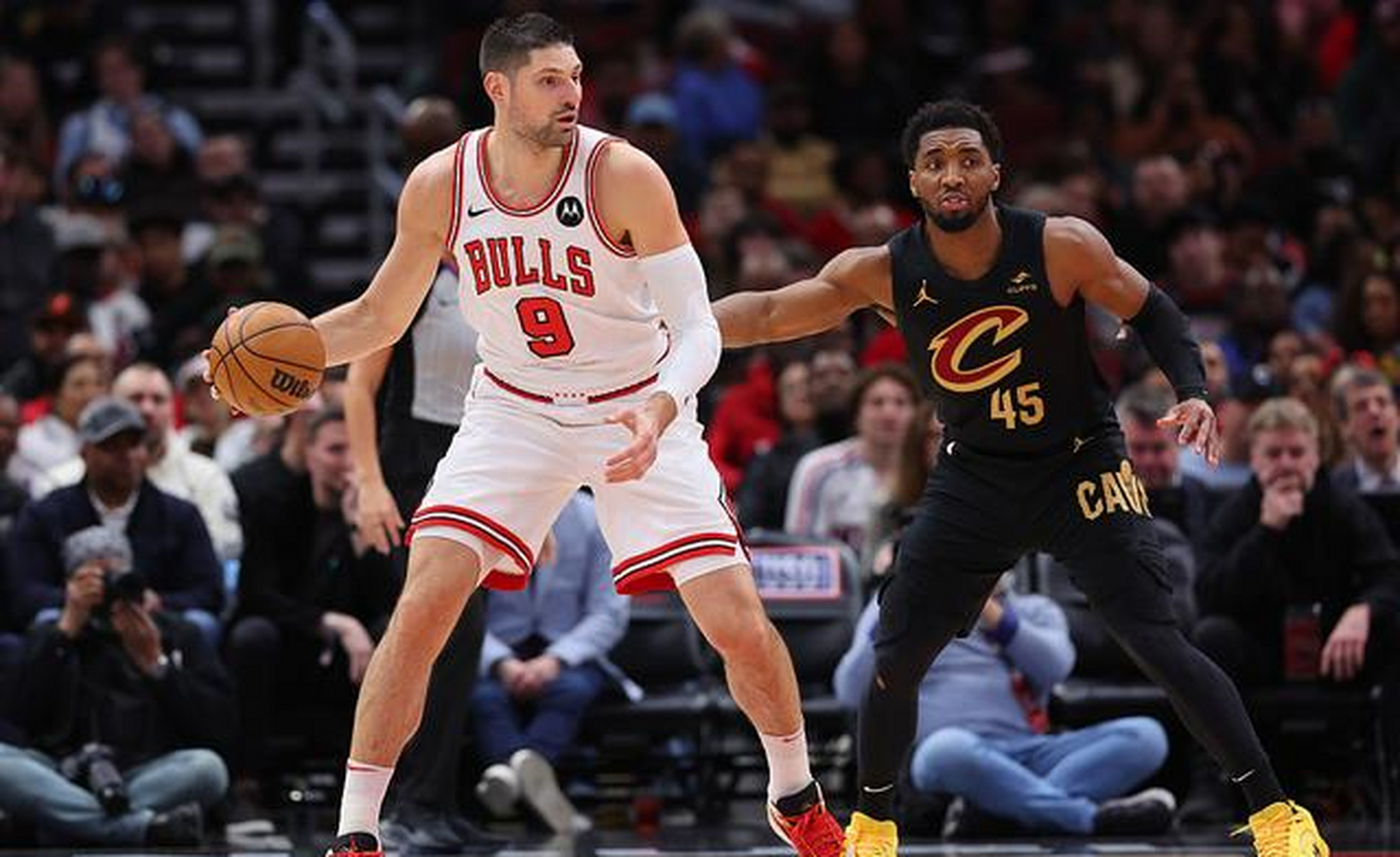 公牛完胜篮网，利拉德点燃赛场的简单介绍