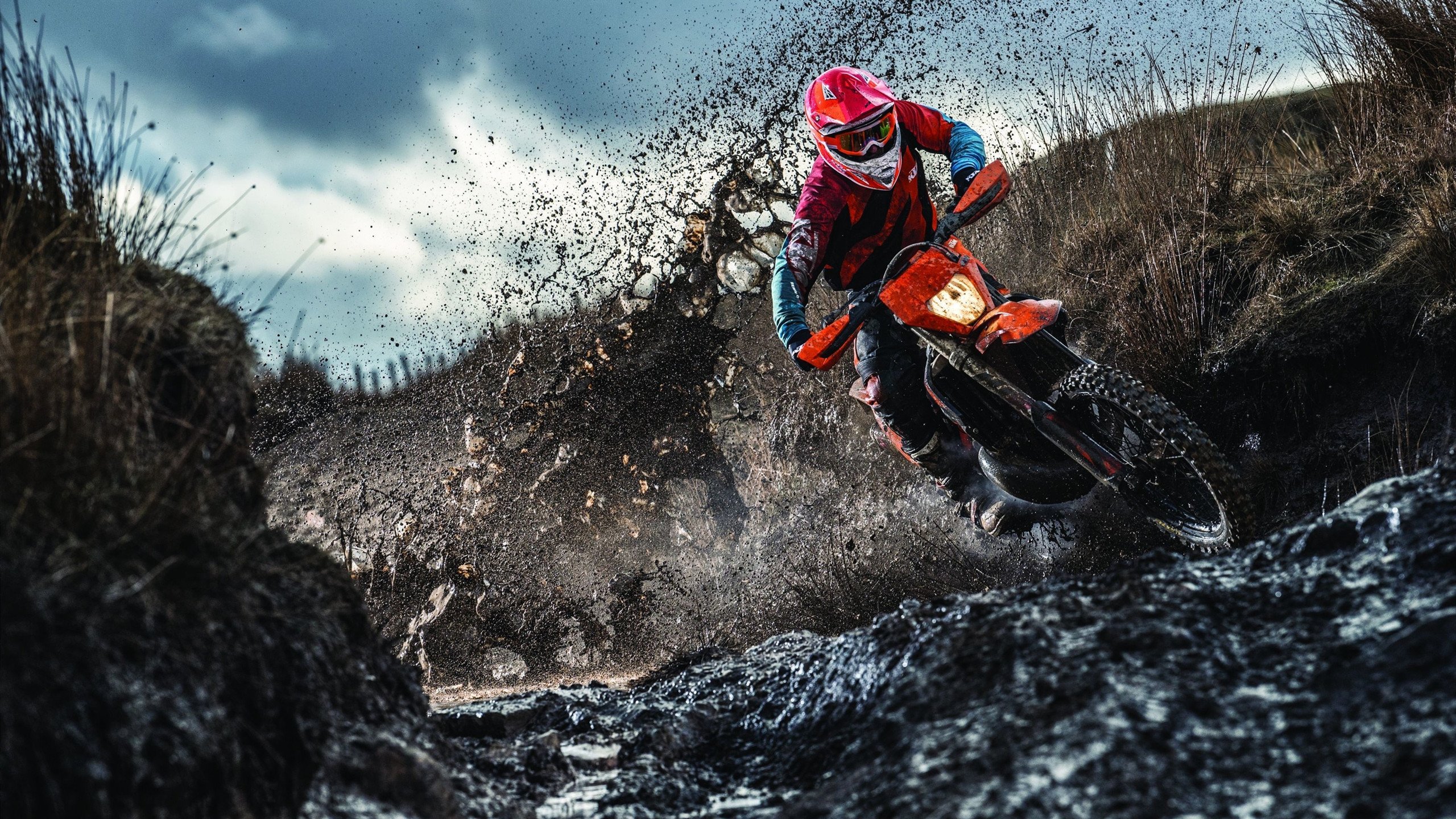 李刚仁爆发难挽狂澜，日本决胜局力克洪都拉斯挺进下一轮