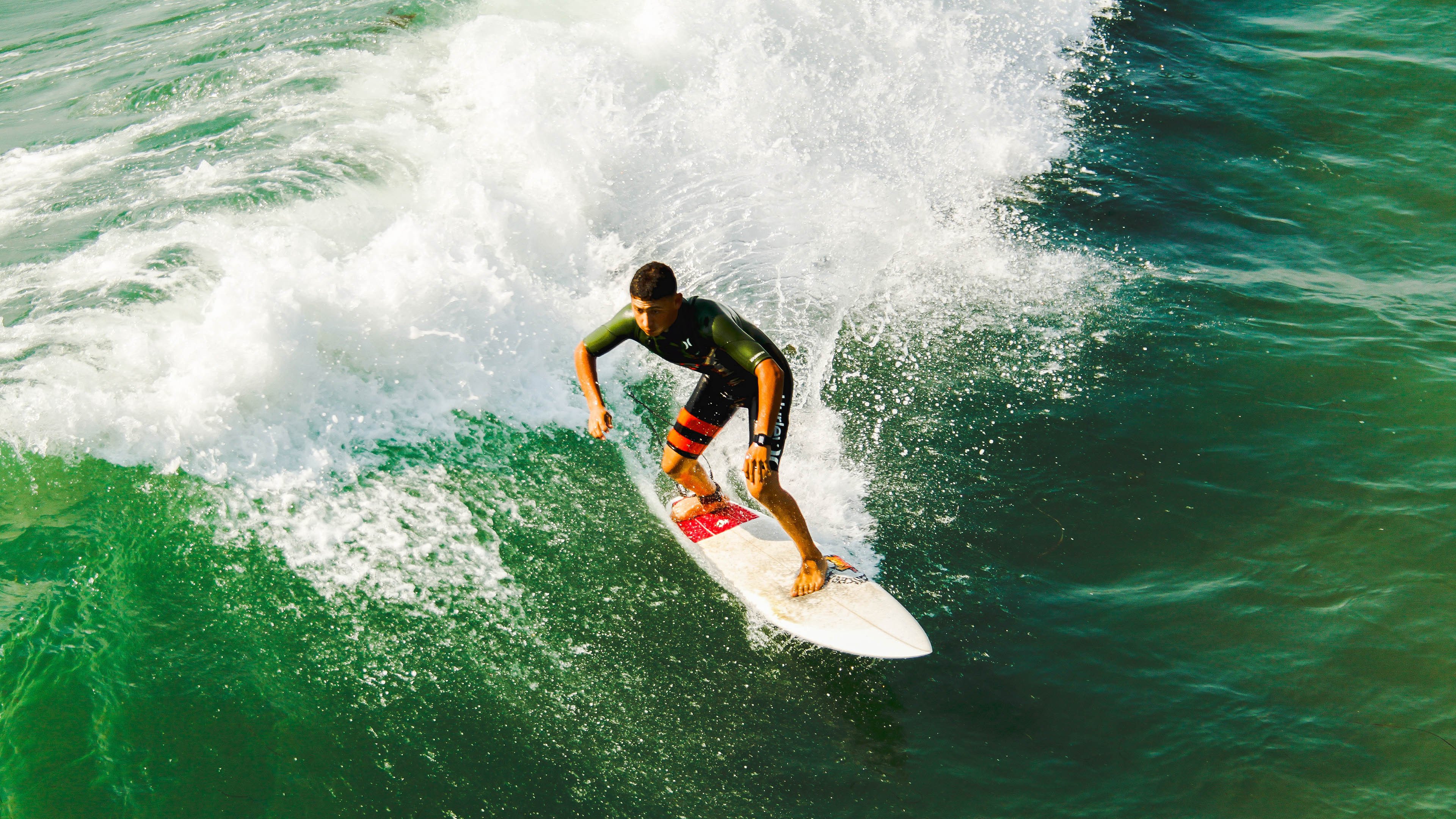 拉梅洛·鲍尔抢七封神！雷霆险胜76人，新星在绝境中接管比赛